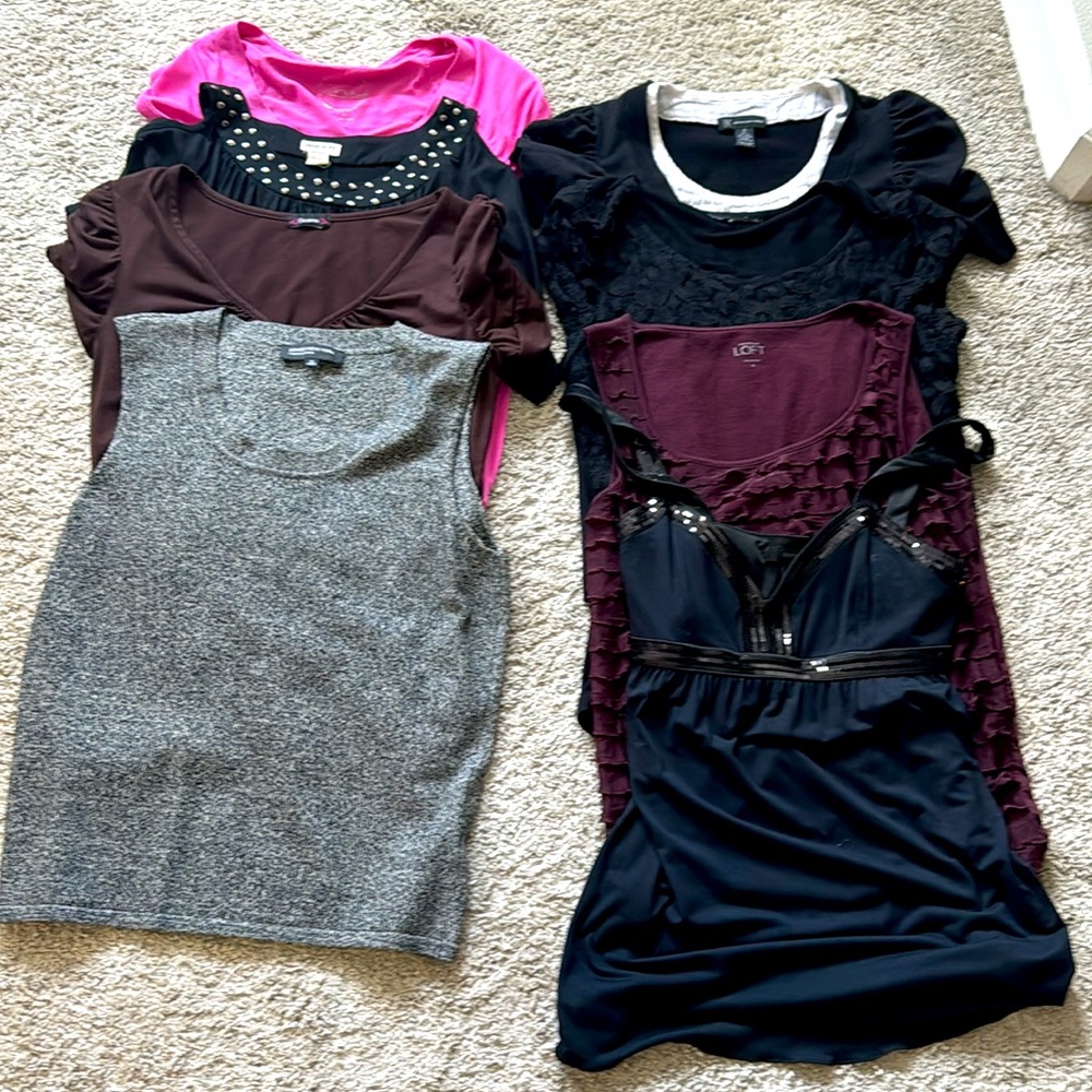 Set of 8 tops/blouses Medium Size